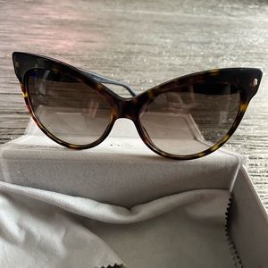Dior authentic sunglasses